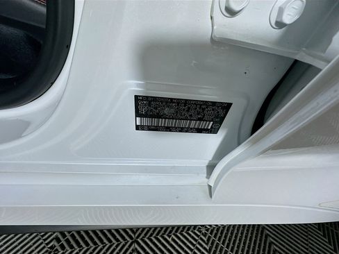 Used 2024 Lexus IS 300 w/ Comfort Package image 12