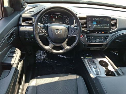 Used 2024 Honda Passport EX-L image 11