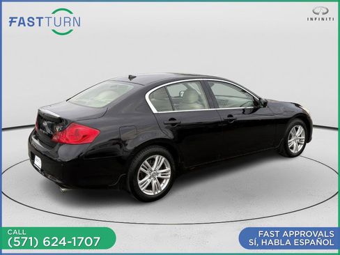 Used 2012 INFINITI G37 x w/ Premium Pkg image 4