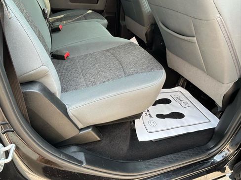 Used 2018 RAM 1500 Big Horn AWD/4WD image 11
