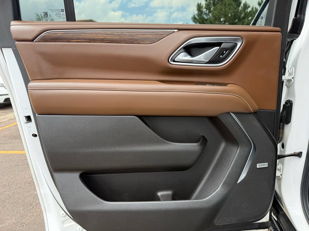 Used 2021 Chevrolet Suburban High Country AWD/4WD image 18