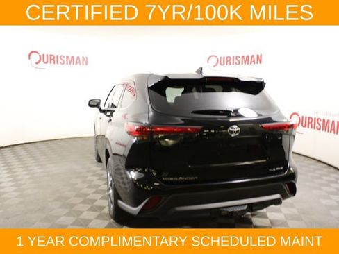 Used 2022 Toyota Highlander XLE AWD/4WD image 9