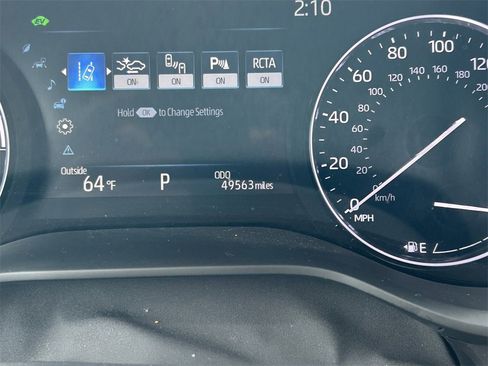 Used 2021 Toyota Sienna Platinum image 48