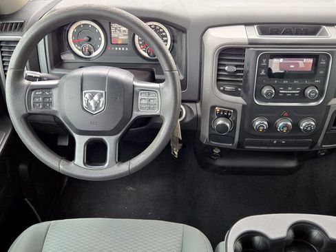 Used 2020 RAM 1500 Tradesman w/ Chrome Plus Package RWD image 28