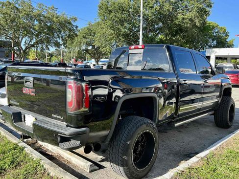 Used 2017 GMC Sierra 1500 Denali w/ Denali Ultimate Package image 5