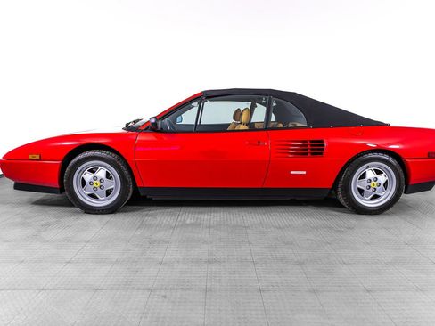 Used 1992 Ferrari Mondial T Cabriolet RWD image 38