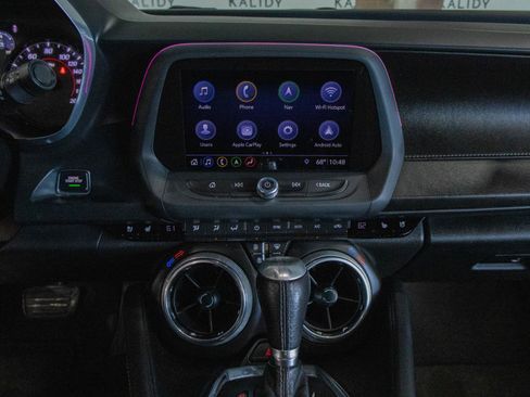 Used 2019 Chevrolet Camaro SS RWD image 4