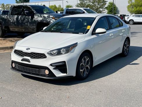 Used 2021 Kia Forte LXS FWD image 3