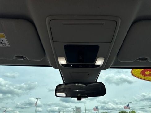 Used 2025 Honda CR-V EX image 15