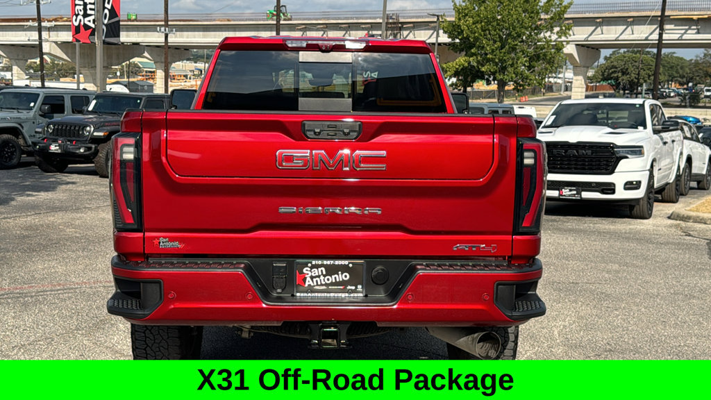 Used 2025 GMC Sierra 2500 AT4 w/ AT4 Premium Plus Package AWD/4WD image 6