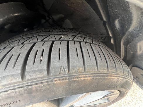 Used 2023 Toyota Corolla SE image 18