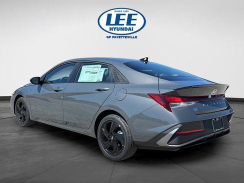 New 2026 Hyundai Elantra Sport FWD image 6