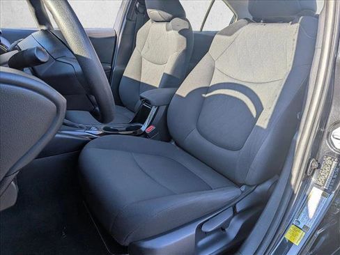 Used 2020 Toyota Corolla LE image 15