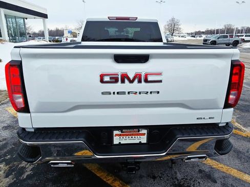 New 2026 GMC Sierra 1500 SLE w/ X31 Off-Road Package AWD/4WD image 7