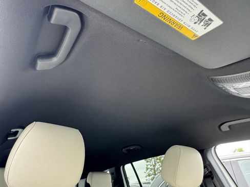 New 2025 Mercedes-Benz GLB 250 GLB 250 image 3