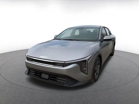 Used 2025 Kia K4 LXS FWD image 7