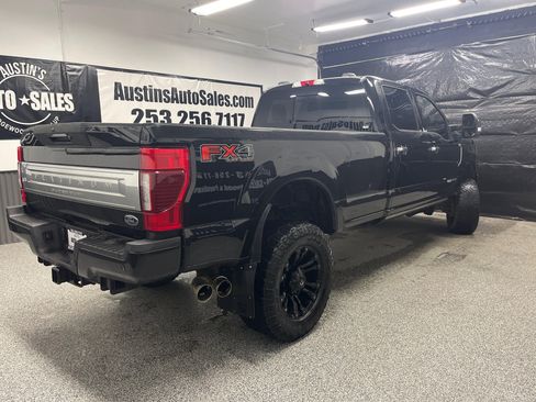 Used 2022 Ford F350 Platinum w/ FX4 Off-Road Package image 3