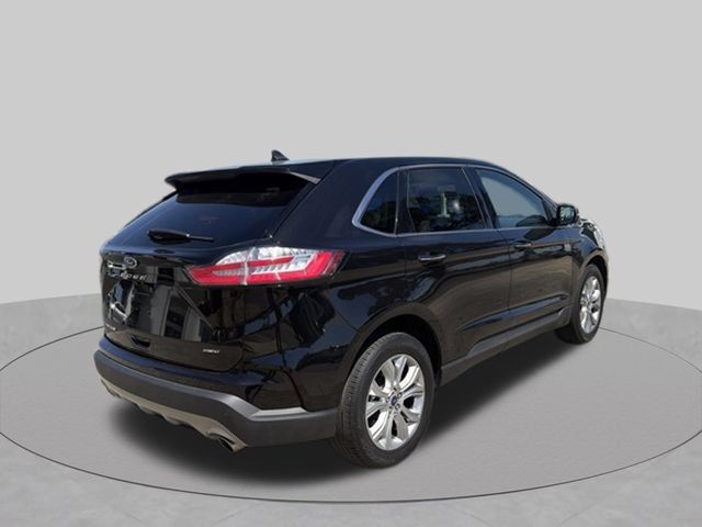 Used 2022 Ford Edge Titanium AWD/4WD image 3