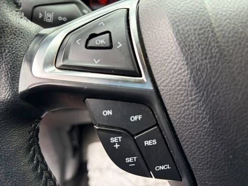 Used 2023 Ford Edge SEL AWD/4WD image 27