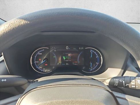 Used 2025 Toyota RAV4 XLE AWD/4WD image 11