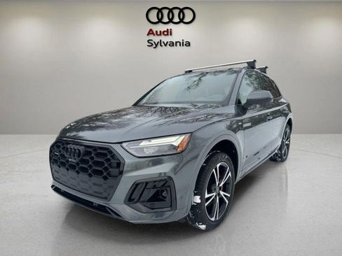 Certified 2025 Audi Q5 2.0T Premium Plus w/ Premium Plus Package image 3