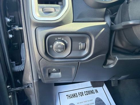 Used 2023 RAM 1500 Big Horn AWD/4WD image 26
