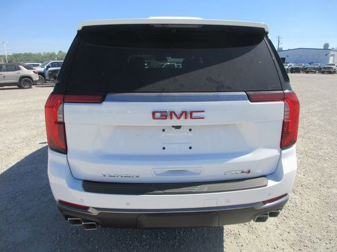 New 2026 GMC Yukon XL AT4 AWD/4WD image 5