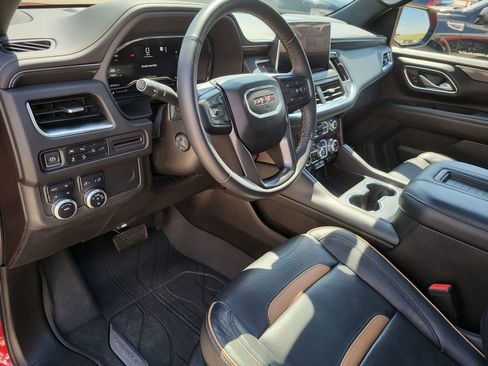 Certified 2022 GMC Yukon XL AT4 AWD/4WD image 10