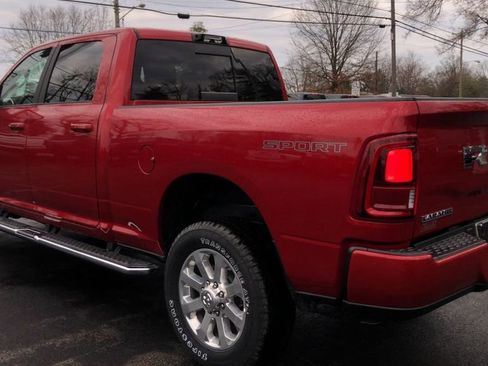 New 2026 RAM 2500 Laramie w/ Sport Appearance Package AWD/4WD image 5