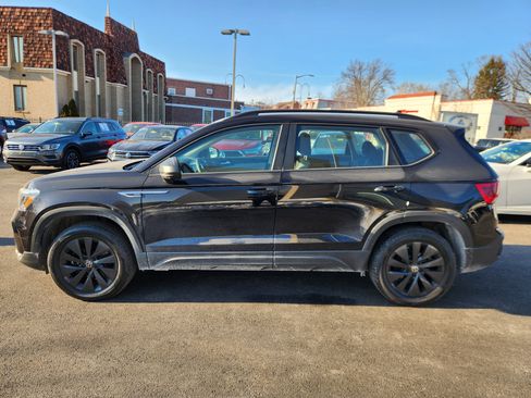 Certified 2022 Volkswagen Taos S w/ IQ Drive S Package image 5