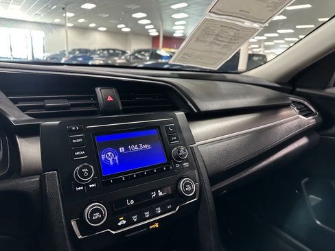 Used 2019 Honda Civic LX image 19