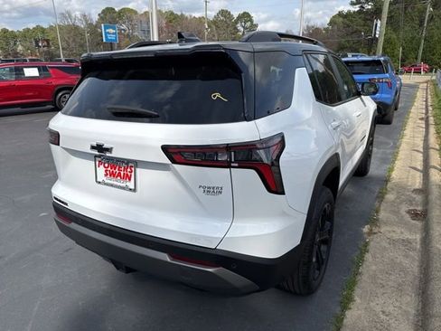 Used 2026 Chevrolet Equinox LT w/ Midnight Edition image 5