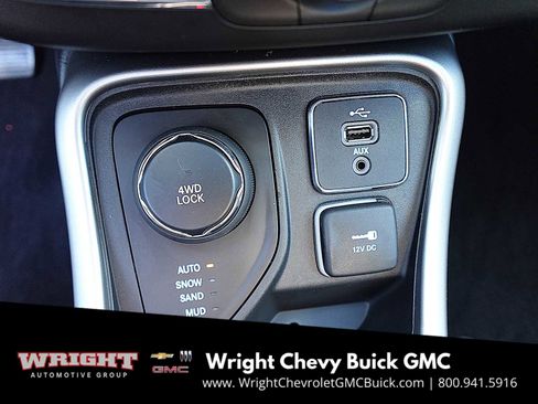 Used 2018 Jeep Compass Latitude w/ Popular Equipment Group image 21