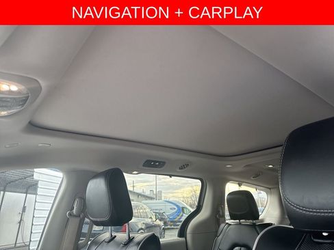 Used 2022 Chrysler Pacifica Limited image 2