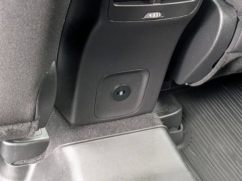 Used 2023 Ford Escape Active AWD/4WD image 16