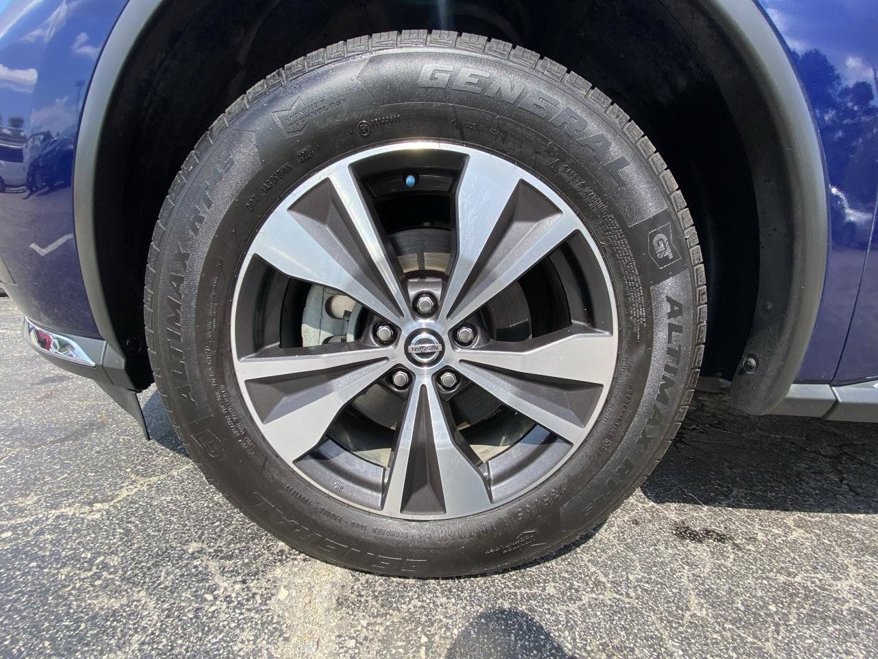 Used 2019 Nissan Murano S AWD/4WD image 22