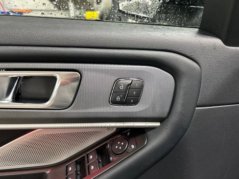 New 2027 Ford Explorer ST w/ Sun And Sound Package AWD/4WD image 15