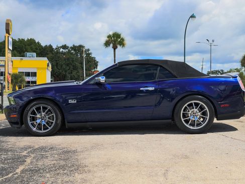 Used 2010 Ford Mustang GT image 8