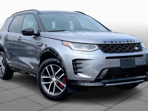 Used 2025 Land Rover Discovery Sport Dynamic SE image 3