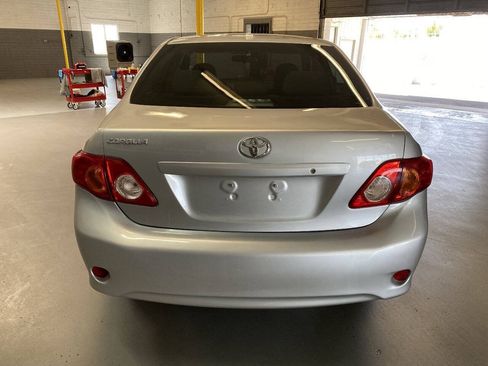 Used 2010 Toyota Corolla XLE FWD image 5