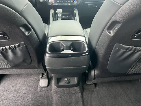 Used 2024 Kia Telluride S image 29