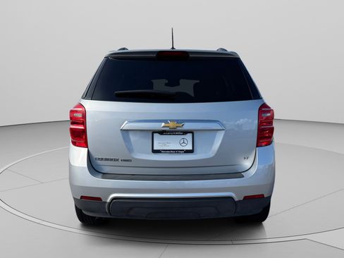 Used 2017 Chevrolet Equinox LT w/ Convenience Package AWD/4WD image 4