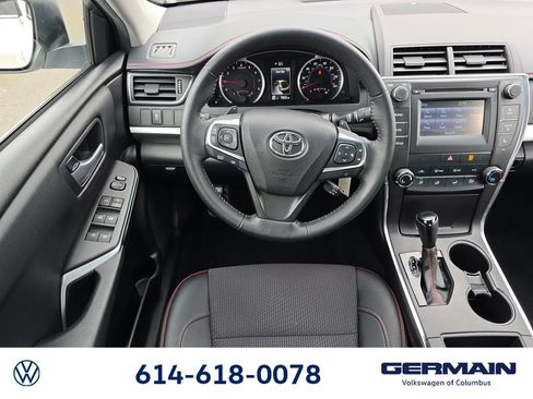 Used 2017 Toyota Camry SE image 21