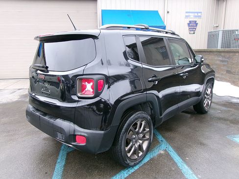 Used 2016 Jeep Renegade 75th Anniversary image 6