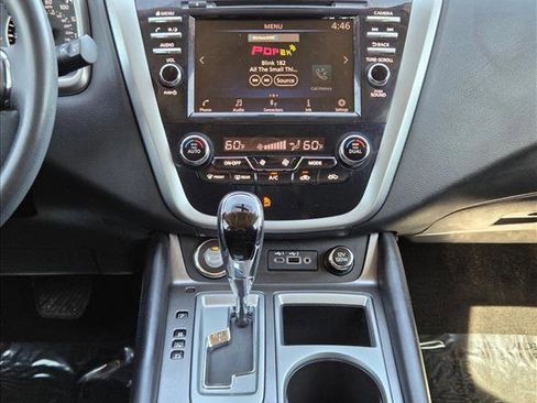 Used 2019 Nissan Murano SV w/ Premium Package AWD/4WD image 17