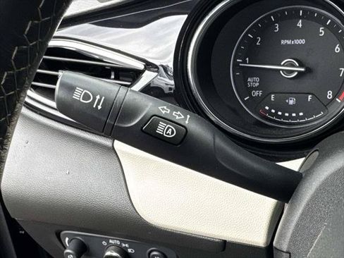 Used 2021 Buick Encore GX Preferred w/ Sport Touring Package FWD image 21