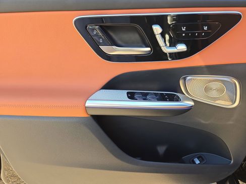 New 2026 Mercedes-Benz GLC 300 4MATIC image 15