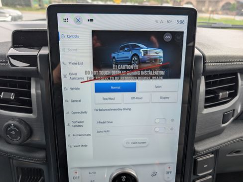 New 2025 Ford F150 Lightning Flash image 30