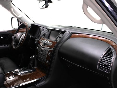 Used 2019 INFINITI QX80 Luxe image 42