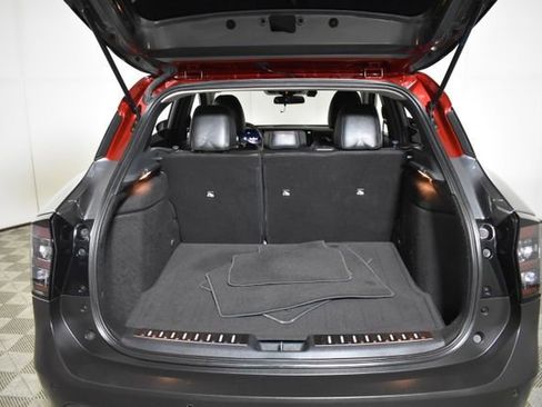Used 2025 Nissan Kicks SR w/ Illumination Package AWD/4WD image 27